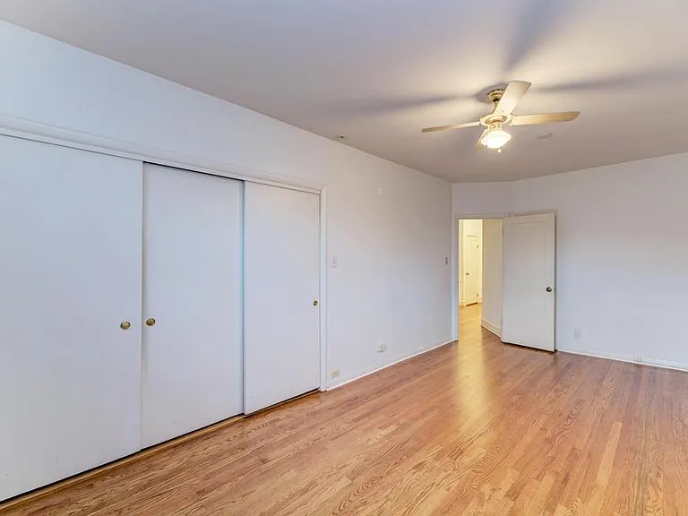 6833 S Cregier Ave — Photo 27