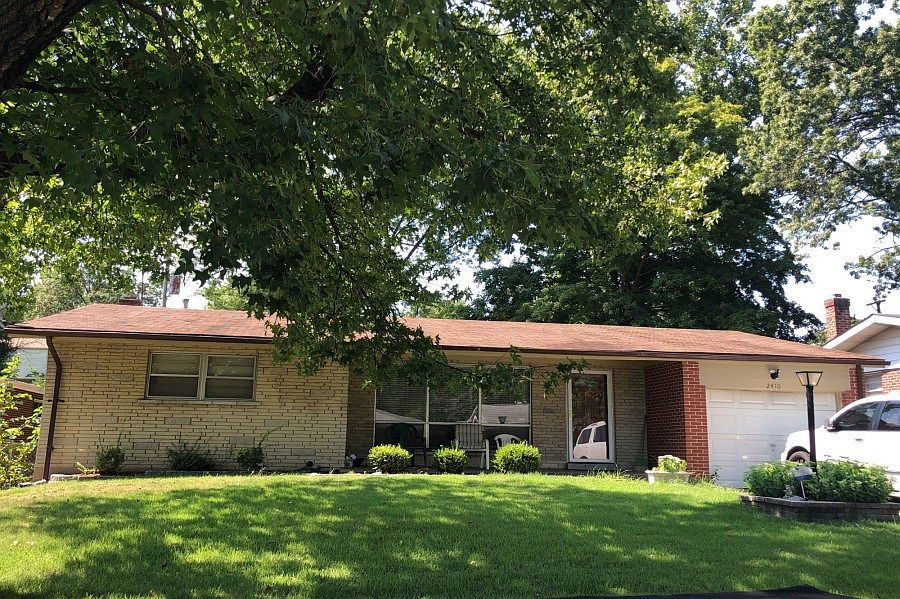 1st image of 2410 Amesbury Dr