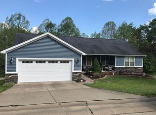 9 Willow Ln, Parkersburg, WV 26105