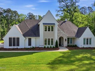 172 Chantilly Dr, Madison, MS 39110