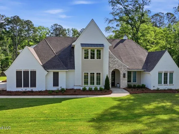 172 Chantilly Dr, Madison, MS 39110
