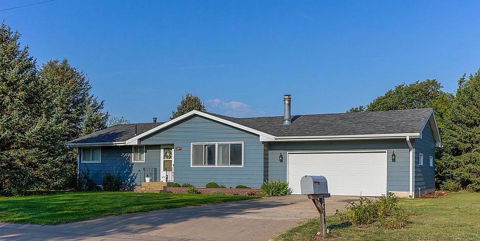 1st image of 308 N Wolf Ave
