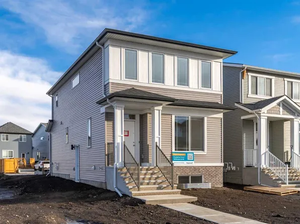 118 W Montane Link SE, High River, AB T1V 9K8