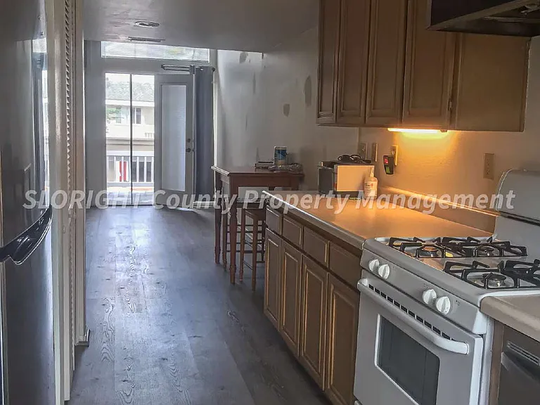 1185 E Foothill Blvd #3 — Photo 9