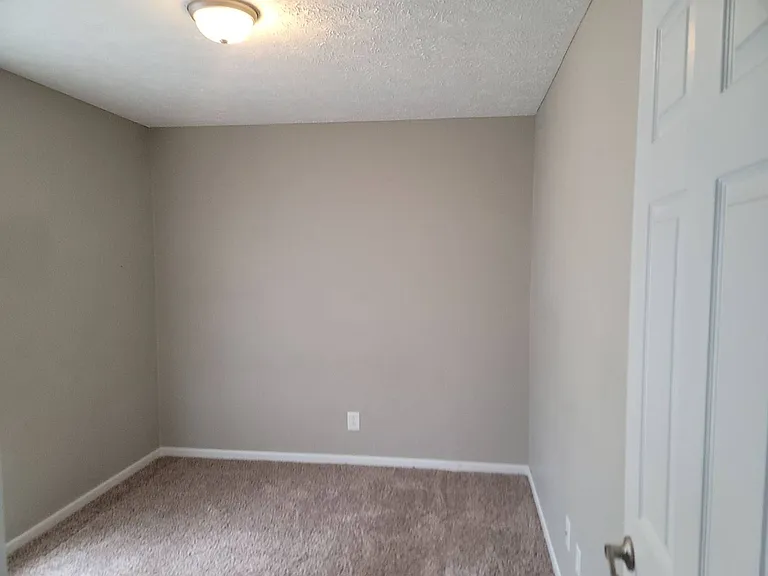 5041 Summer Ridge Rd — Photo 13