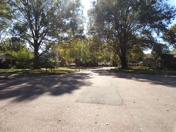 4th image of 2525 Currywood Cv