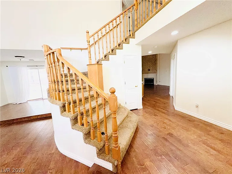 8405 Justine Ct — Photo 20