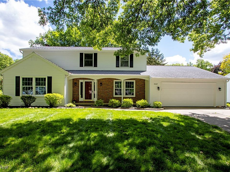 1st image of 1587 Saunders Dr
