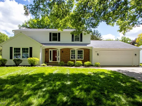 1587 Saunders Dr, Wooster, OH 44691