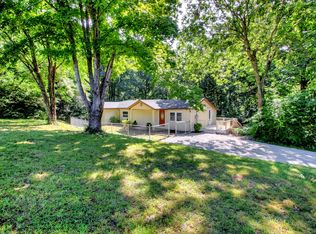 7300 Henderson Dr, Fairview, TN 37062