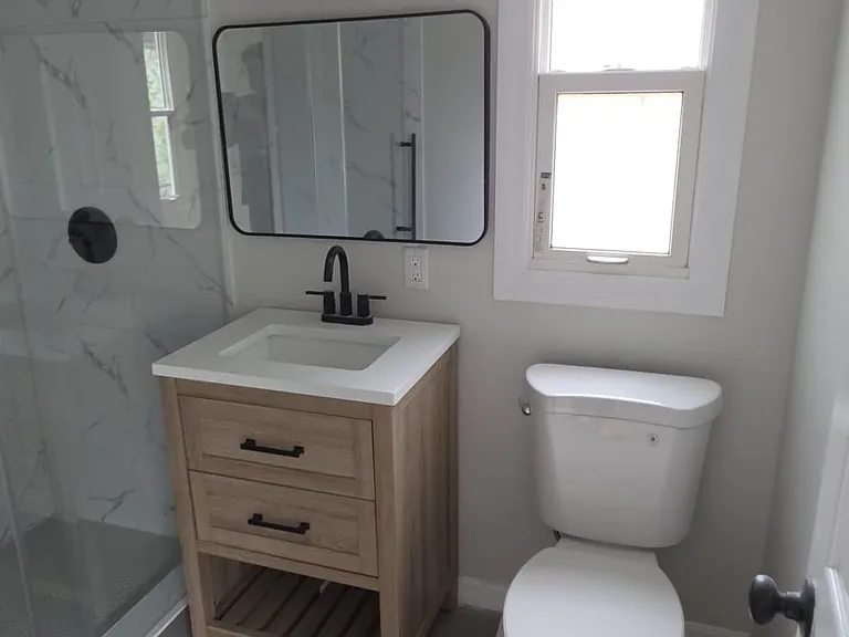 1513 Ionia St — Photo 3