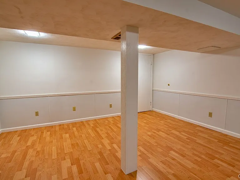 311 Swansea Ave — Photo 26