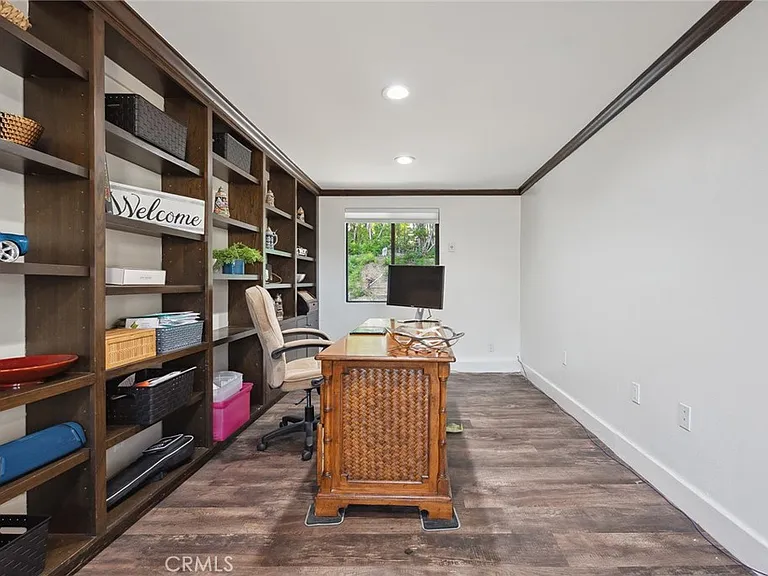 4372 Park Vicente — Photo 18