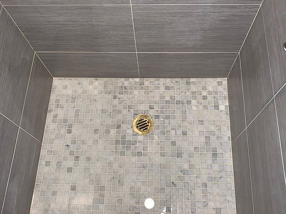 5th image of 80 N Village Ave Floor 2