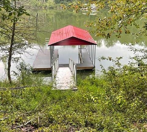 4th image of 22 Triple Cove Dr