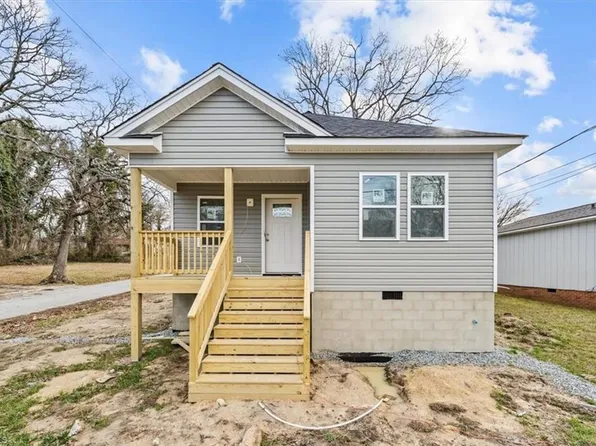 307 Turner St, Thomasville, NC 27360