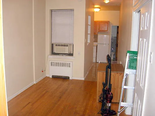 Rented by Luxor Homes & Investment Realty | media 36