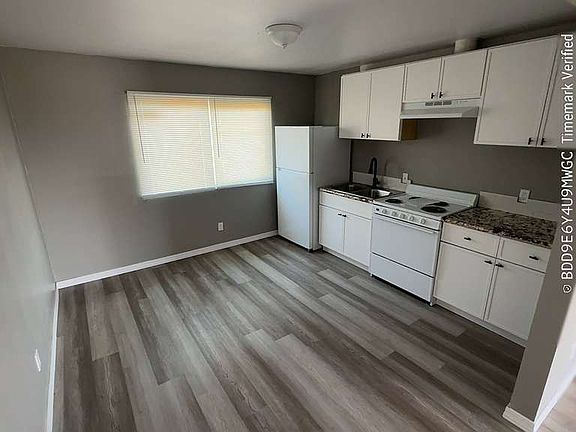 3rd image of 5780 Corwin Ln APT D
