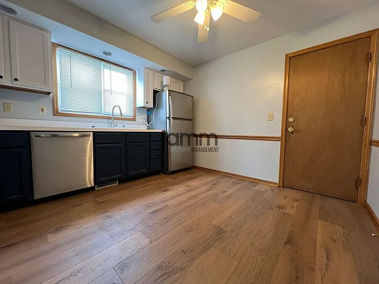 3027 Brookdale Ave #3027 BROOKDALE AVE — Photo 9