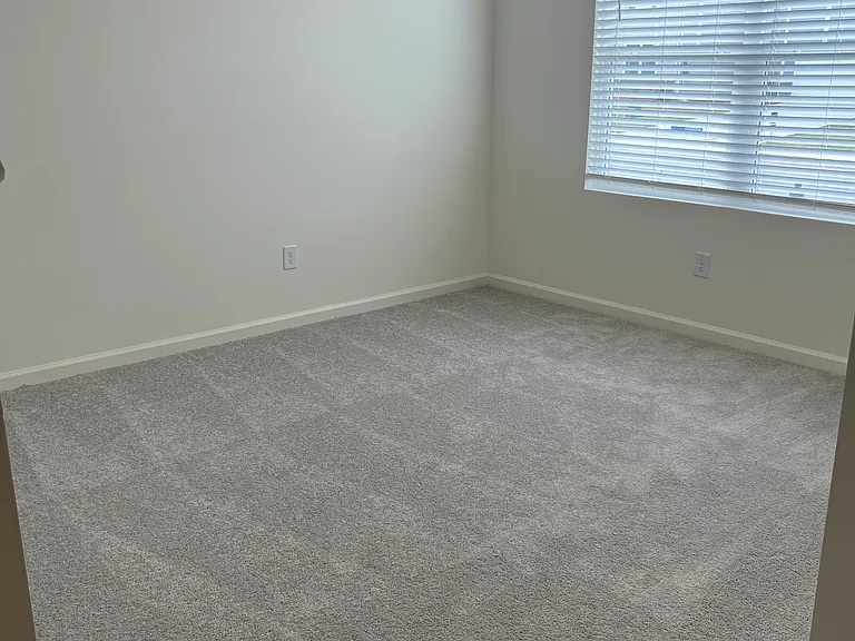 73 Rowlett Pl — Photo 5