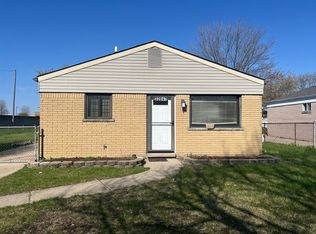 32047 Linderman Ave, Warren, MI 48093