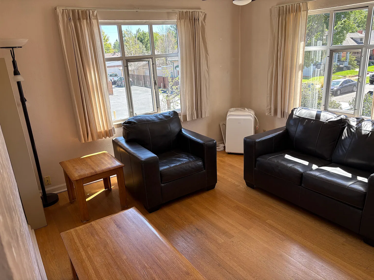 1 bed, 350 sqft, $995 — Photo 1