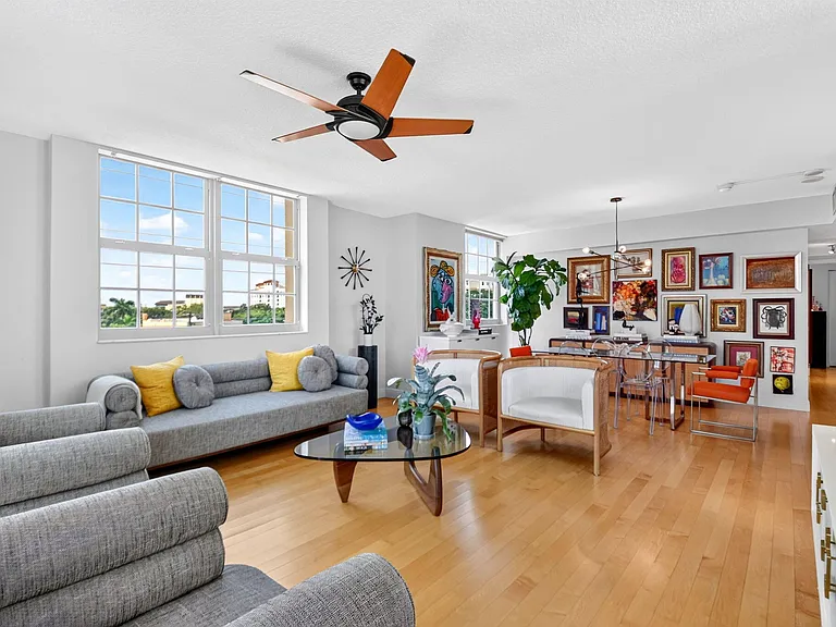 610 Clematis St #424 — Photo 7