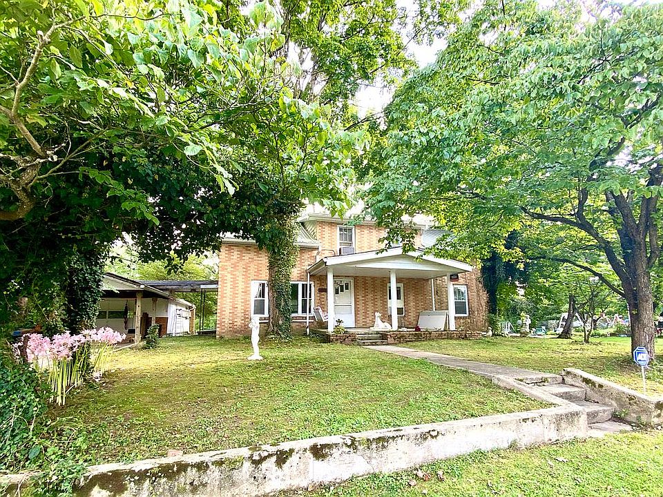 Front view - 255 W. Washingt