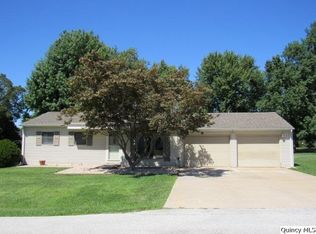 3423 Lewis Dr, Quincy, IL 62305