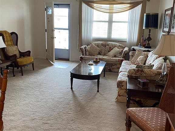 5th image of 5960 30th Ave S APT 407