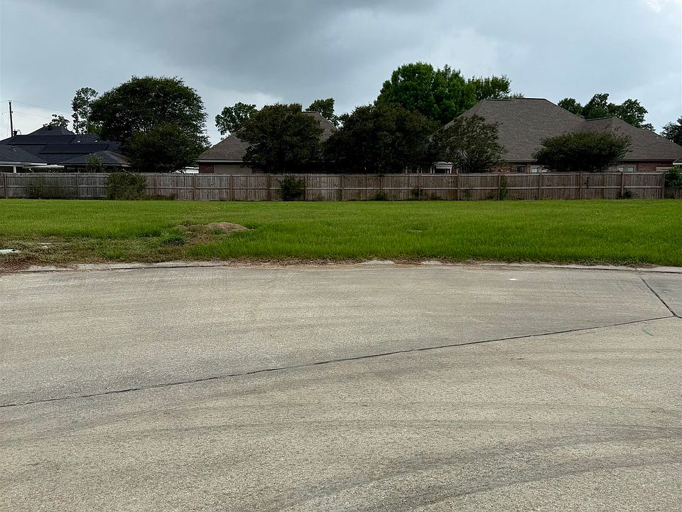 2nd image of Margo Ln