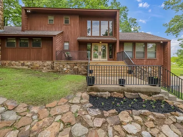 5 Woodridge Rd, Texarkana, AR 71854