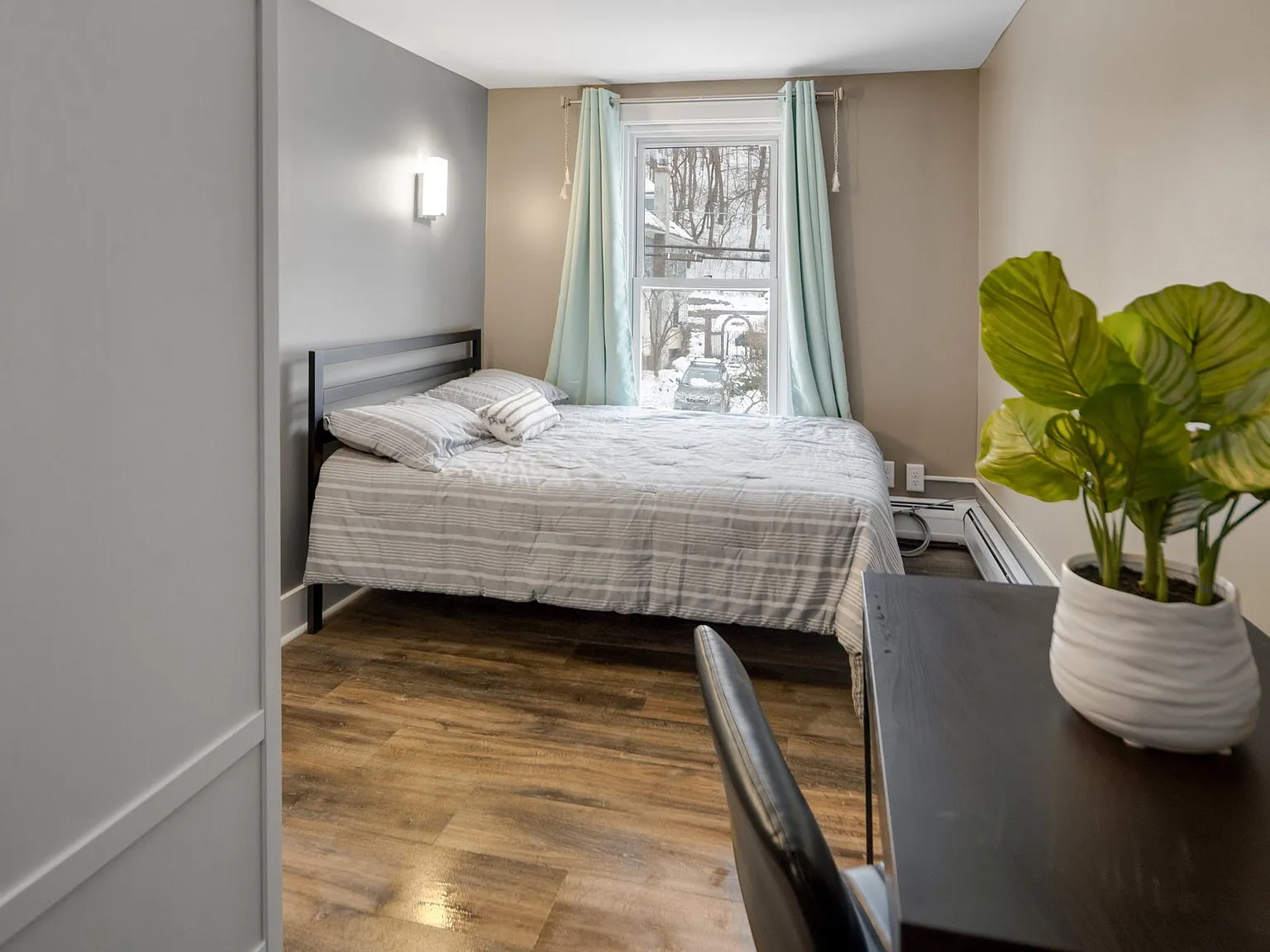 518 Linn Street LLC — Photo 4