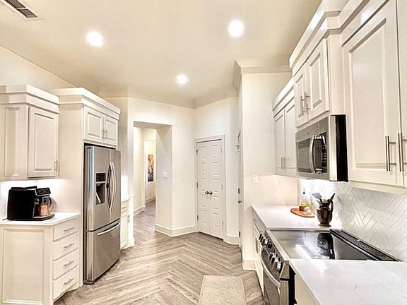 4th image of 4626 Crosley Ln