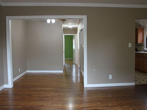 2nd image of 16415 76th Ave #2