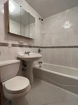Rented by Compass | media 7