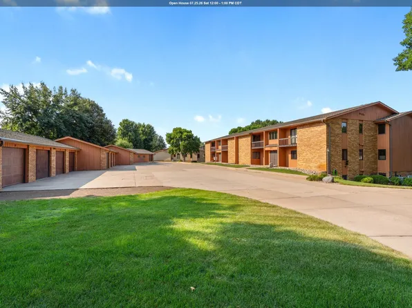 300 E 25th St Unit 9, Yankton, SD 57078