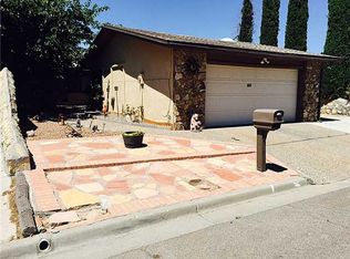 317 Golf View Ln, Horizon City, TX 79928