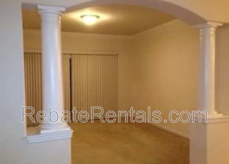 8290 Gate Pkwy #403 — Photo 10