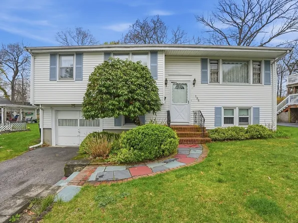 184 Dover St, Brockton, MA 02301