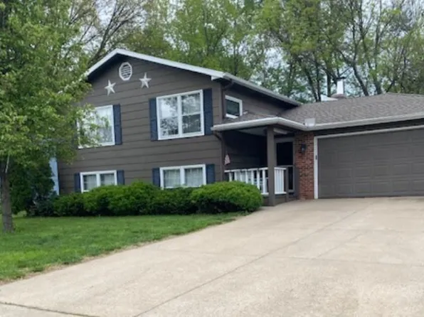 3009 Tomahawk Dr, Lawrence, KS 66049
