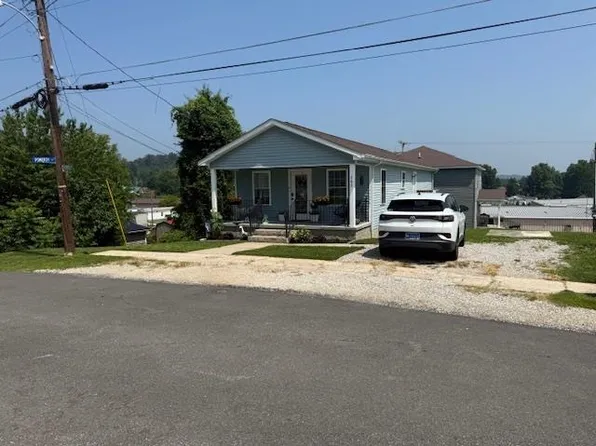 200 E 4th St, Grayson, KY 41143