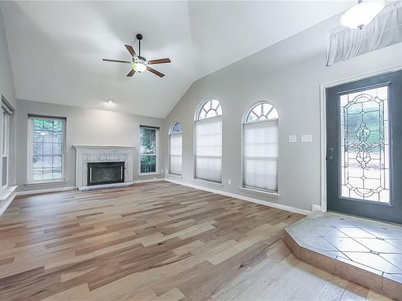 4th image of 2410 Whispering Cove Cir