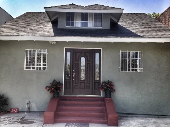 242 W 45th St, Los Angeles, CA 90037