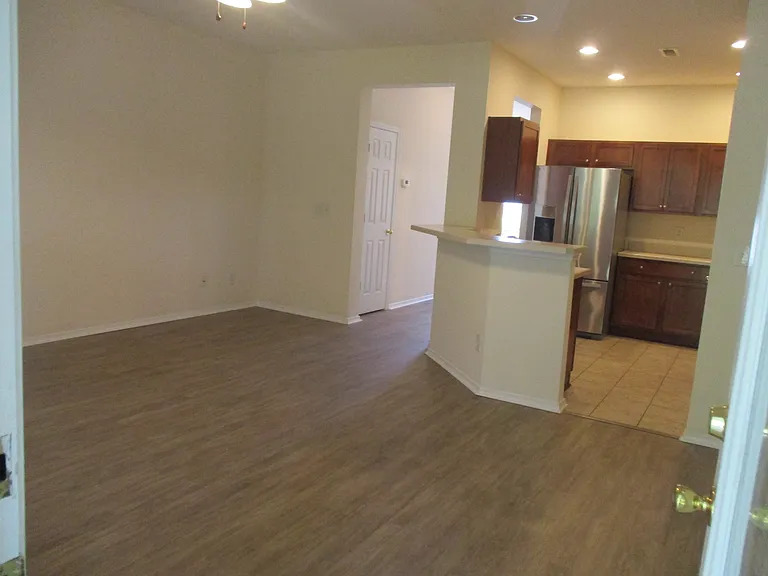 157 Olde Towne Way — Photo 4