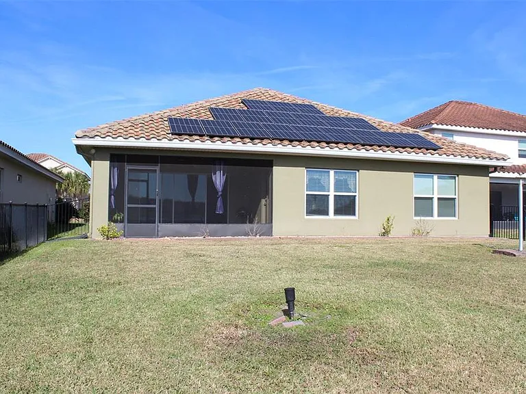 1408 Lanier Point Pl — Photo 4