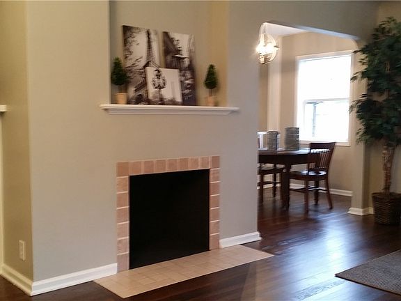 4th image of 36 Columbia Cir SW