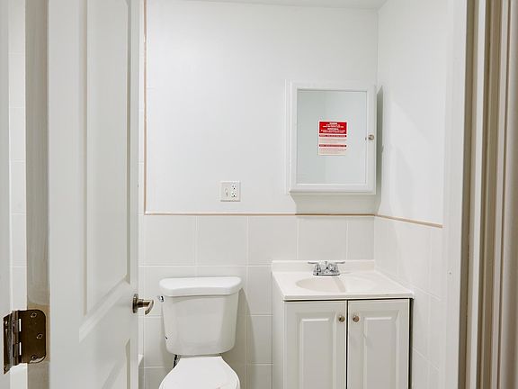 5th image of 813 Elsmere Pl #2