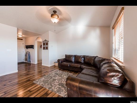 5th image of 503 W Tea Rose Ct