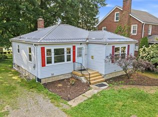 967 Bechtol Ave, Sharon, PA 16146